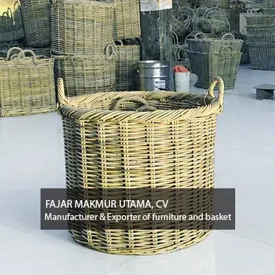 Set of 4 large rattan basket